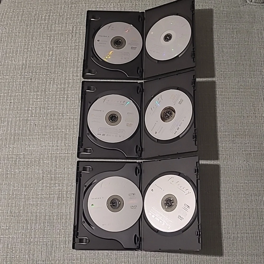 Felicity Season Two DVD Set - Picture 3 of 6